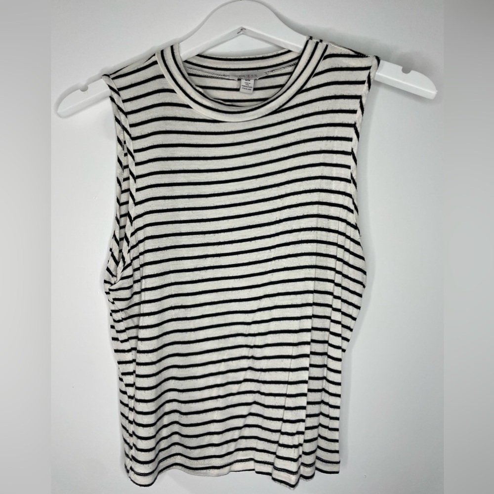 Guess Halter Tank Top

Size: M